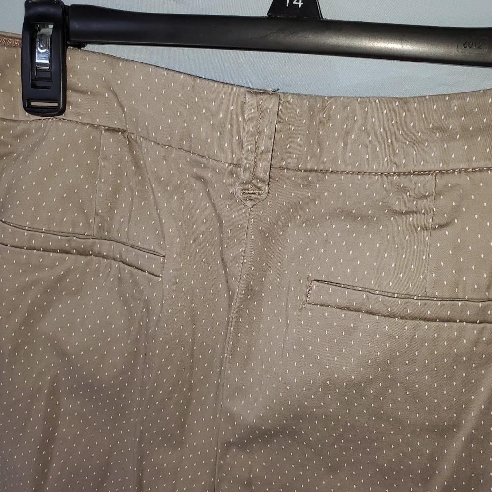 Khakis And Co. White Polka Dot Beige Capris Size 12 - Picture 7 of 11